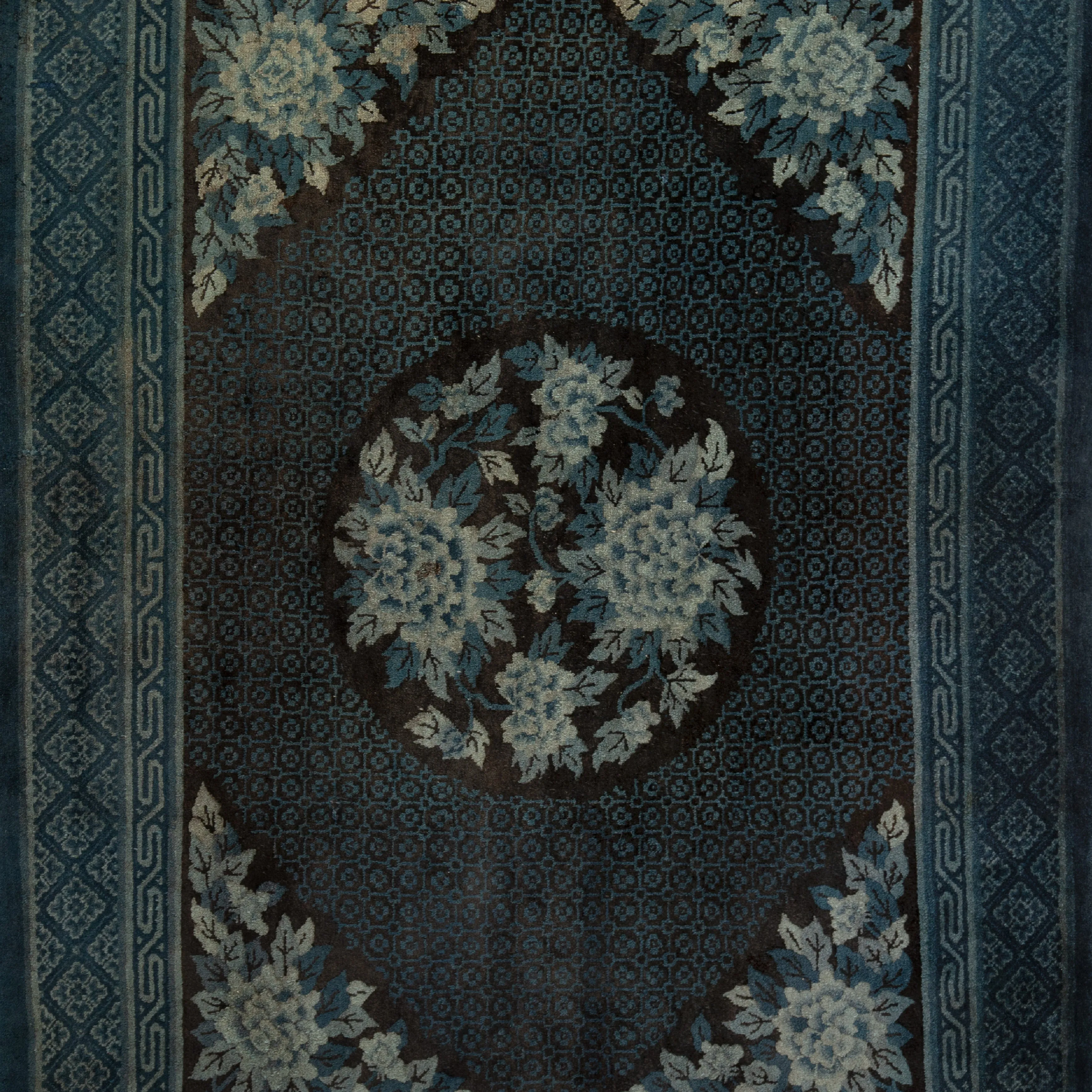 Navy Antique Traditional Chinese Wool Rug - 5'5" x 7'5"